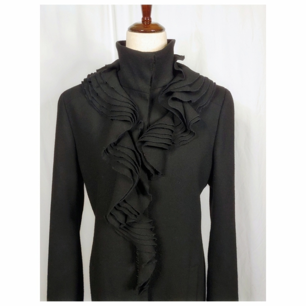 VINTAGE T Tahari Dressy Black Ruffle Coat